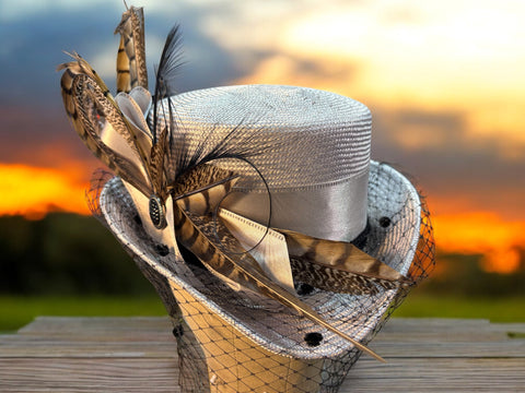 Light Grey Straw Mini-Topper