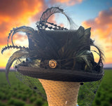 Black Topper