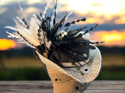 White Straw Mini-Topper