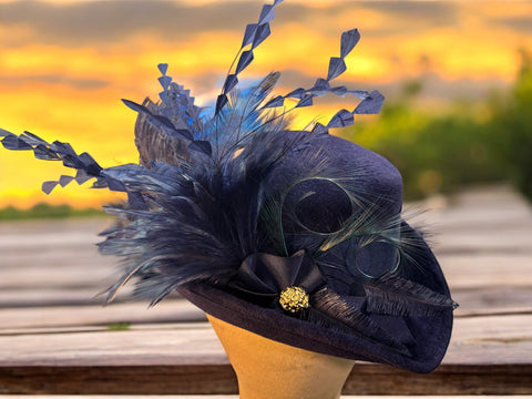 Navy felt          Mini-Topper